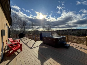 Peaceful New Cabin Retreat with Fireplace and Scenic Deck in Bridgton, Maine - Bridgton, Maine - glamping.directory