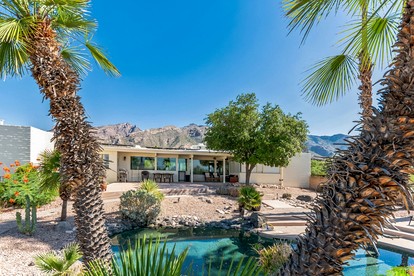 Enjoyable Cottage with Swimming Pool and Gorgeous Sights in Tucson, Arizona - glamping.directory