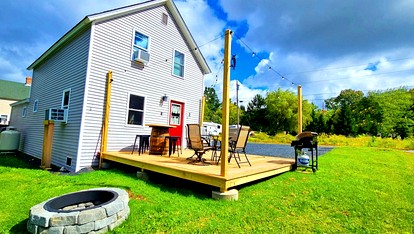 Newly Renovated Cabin with Beautiful Hiking Trails in Maine - Greenville, Maine - glamping.directory