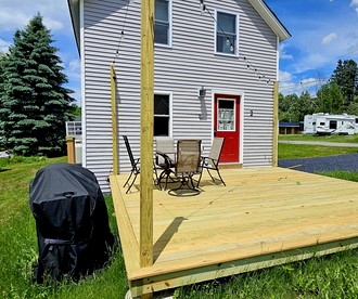 Newly Renovated Cabin with Beautiful Hiking Trails in Maine - Greenville, Maine - glamping.directory