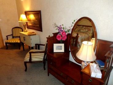 Lakefront Cottage with Spa Perfect for Water Activities in Mount Ida, Arkansas - Mount Ida, Arkansas - glamping.directory