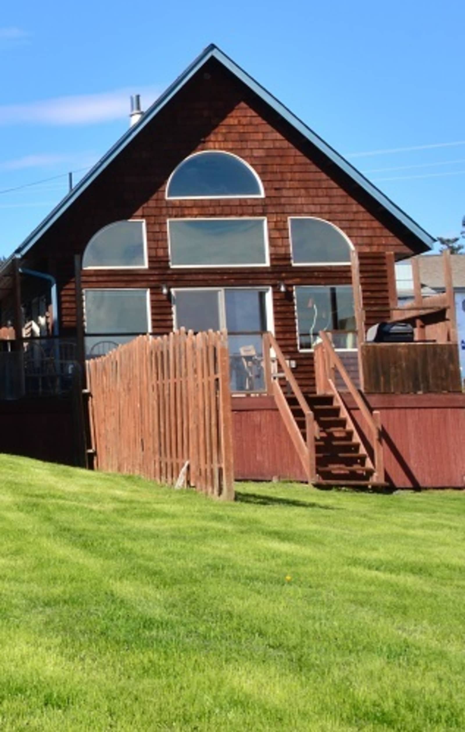 Driftwood Inn Charters and RV Park - Homer, Alaska - glamping.directory