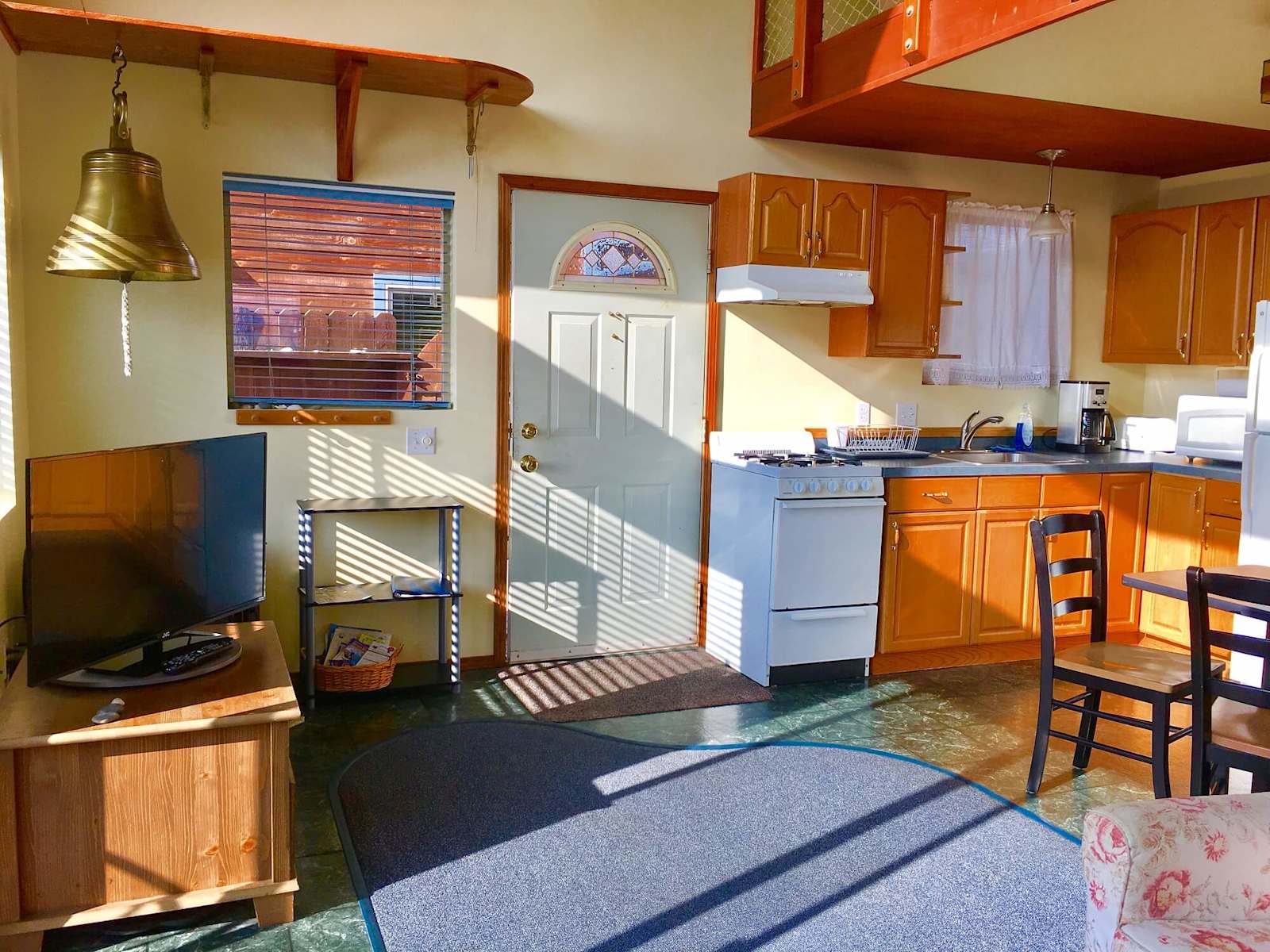 Driftwood Inn Charters and RV Park - Homer, Alaska - glamping.directory