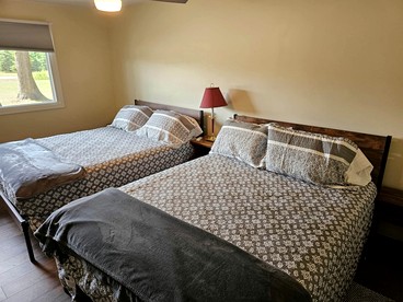 Beautiful Cottage Nestled Amidst Trees in Wellston, Michigan - Wellston, Michigan - glamping.directory
