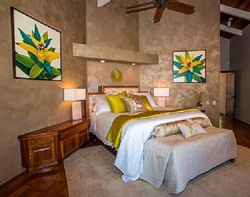 Luxury Beach Vacation Rental in Kailua-Kona Perfect for a Big Island Getaway in Hawaii - Kailua-Kona, Hawaii - glamping.directory