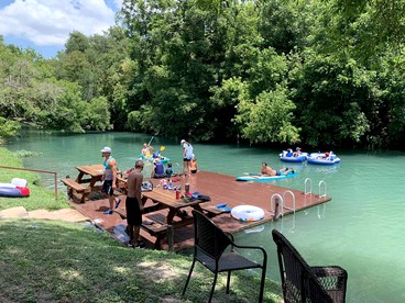 Luxurious Tree House Cabins Perfect for a Geronimo Creek Retreat - Geronimo, Texas - glamping.directory