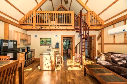 Luxurious Tree House Cabins Perfect for a Geronimo Creek Retreat - Geronimo, Texas - glamping.directory