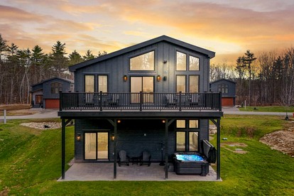 Mountain Luxury Meets Comfort with Private Hot Tub in Intervale, New Hampshire - glamping.directory