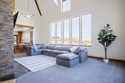 Breathtaking Cottage with Hot-tub in Eagle Mountain, Utah - Eagle Mountain, Utah - glamping.directory