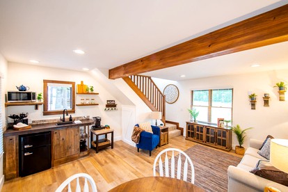 Glamping Cabin in Waco, Texas for Weekend Escapes to Nature - Elm Mott, Texas - glamping.directory