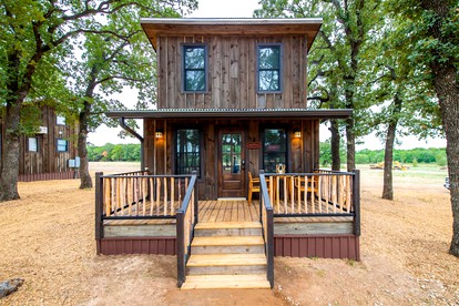Glamping Cabin in Waco, Texas for Weekend Escapes to Nature - glamping.directory