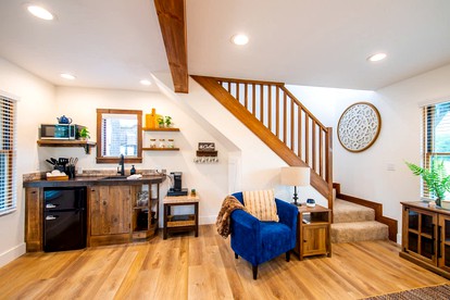 Glamping Cabin in Waco, Texas for Weekend Escapes to Nature - Elm Mott, Texas - glamping.directory