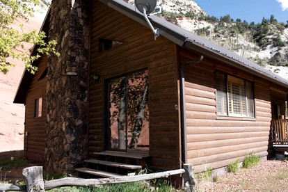 Serene Cabin Perfect for Small Group in Orderville, Utah - glamping.directory