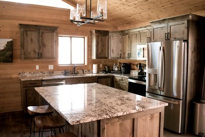 Serene Cabin Perfect for Small Group in Orderville, Utah - Orderville, Utah - glamping.directory