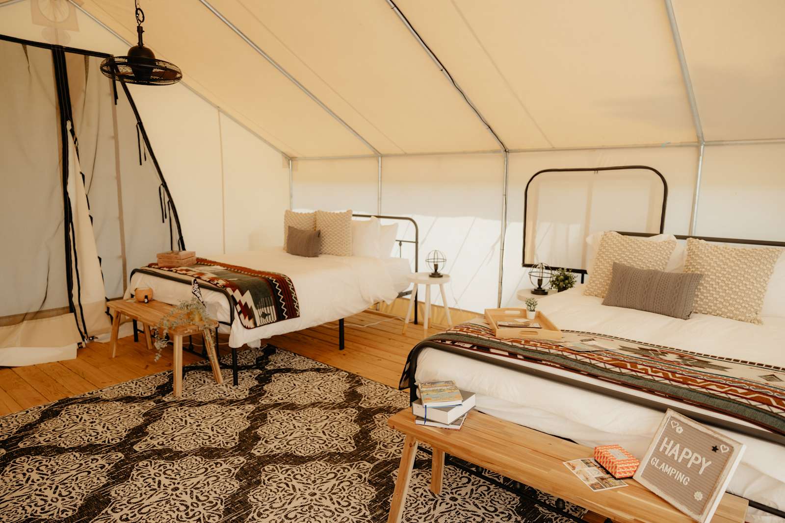 Timberline Glamping at Lake Guntersville - Guntersville, Alabama - glamping.directory