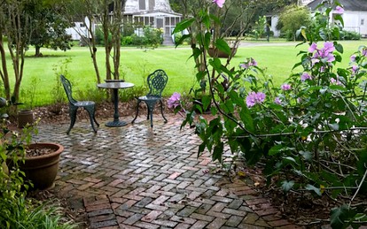 Country Cottage Rental near Lake Maurepas and New Orleans, Louisiana - Vacherie, Louisiana - glamping.directory