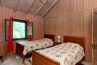 Six Person Cabin Rental on a Lake in the Upper Valley of New Hampshire - Lyme, New Hampshire - glamping.directory