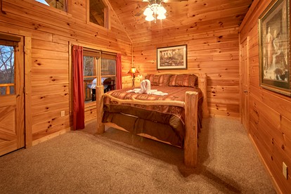 Amazing Cabin Rental in Gatlinburg for a Romantic Getaway in the Great Smokies, TN - Gatlinburg, Tennessee - glamping.directory