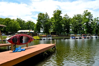 Glorious Cabin with Fantastic Lake Sights in Hot Springs, Arkansas - Hot Springs, Arkansas - glamping.directory