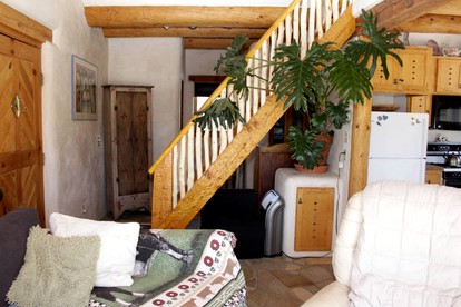 Romantic Getaway with Private Hot Tub and Mountain Views near Taos, New Mexico - Arroyo Seco, New Mexico - glamping.directory