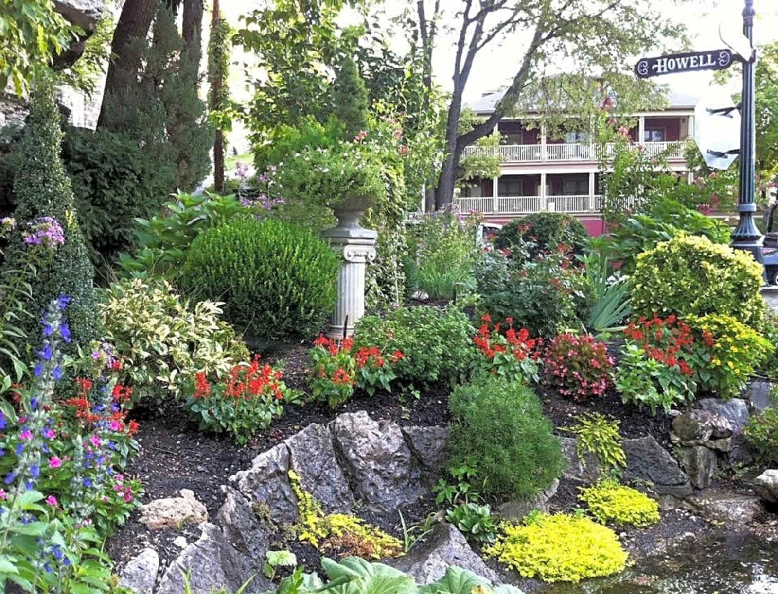Treehouse Village - Eureka Springs, Arkansas - glamping.directory