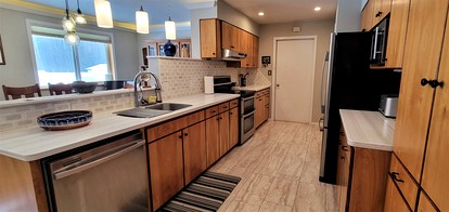 Charming Creekside Retreat Near Kenai Fjords in Seward, Alaska - Seward, Alaska - glamping.directory