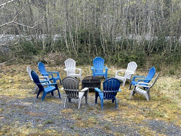 Charming Creekside Retreat Near Kenai Fjords in Seward, Alaska - Seward, Alaska - glamping.directory