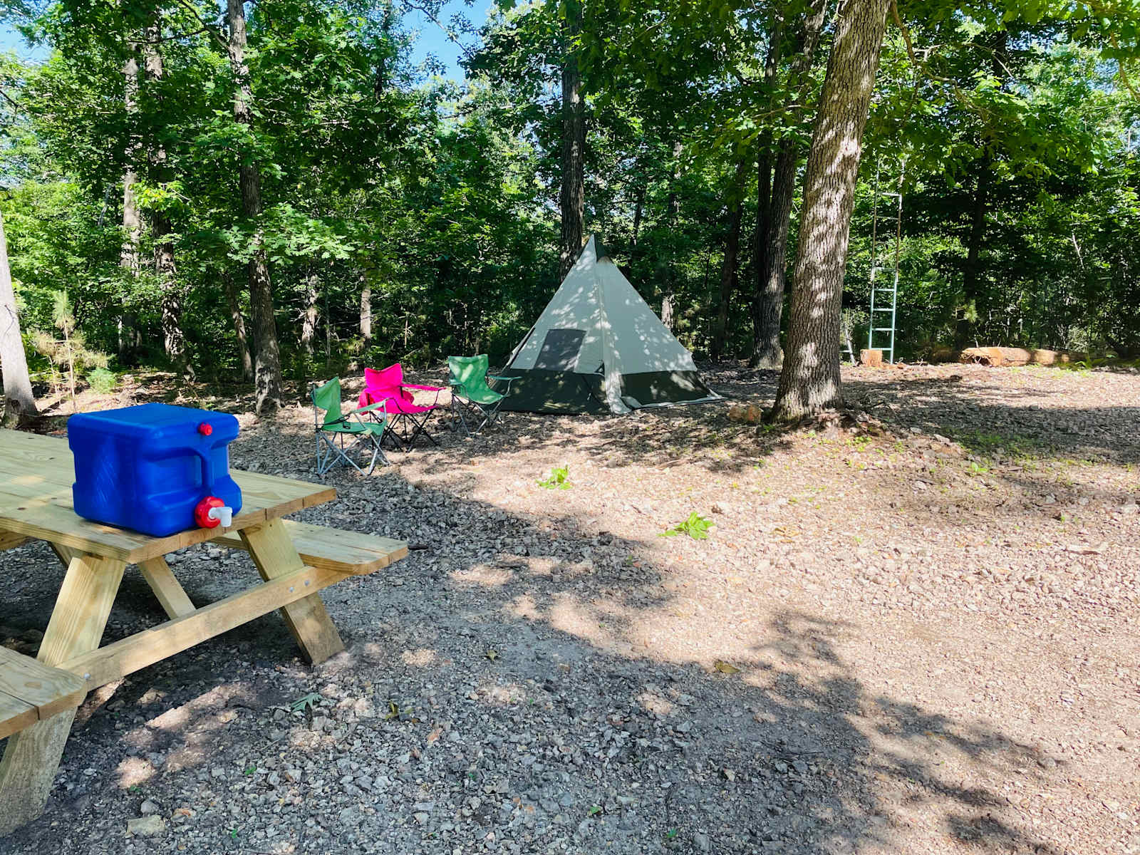 Happy Hippy Acres - glamping.directory