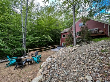 Forest Cabin Beautifully Design with Jacuzzi and Game Room in New Hampshire - Bartlett, New Hampshire - glamping.directory