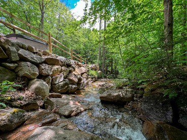 Forest Cabin Beautifully Design with Jacuzzi and Game Room in New Hampshire - Bartlett, New Hampshire - glamping.directory
