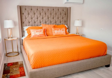 Waterfront Canal-View Vacation Home with Heated Pool & Outdoor Dining Near Fort Lauderdale Beach, Florida - Fort Lauderdale, Florida - glamping.directory