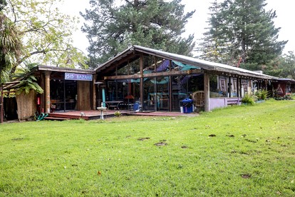 Dreamy Fairy Tale Hut Rental with Pool and Sauna Access at Retreat in Sonoma County - Geyserville, California - glamping.directory