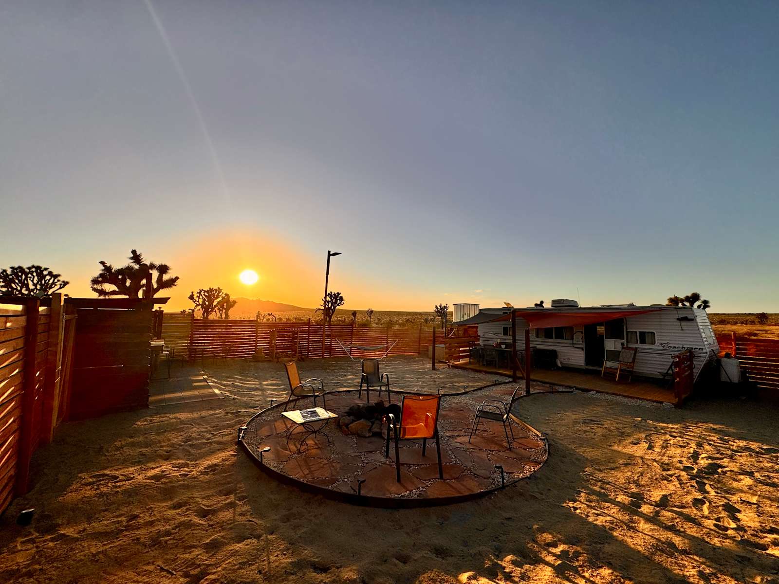 Ravens Vista - Lancaster, California - glamping.directory