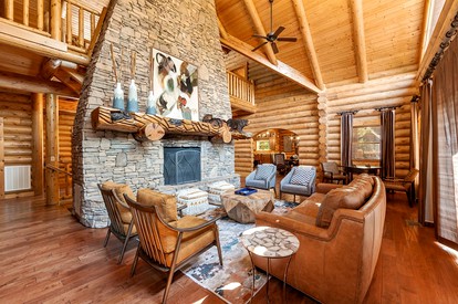 Unforgettable Family Vacations in this Stunning Rental with Indoor Pool in Sevierville, Tennessee - Sevierville, Tennessee - glamping.directory