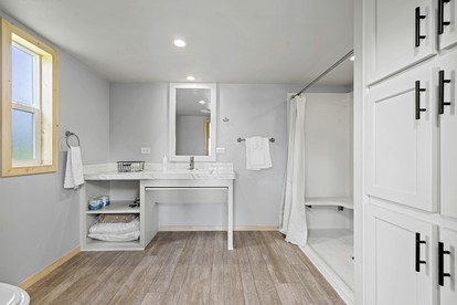 Accessible Loft Cabin Perfect for Families in Texas - Fredericksburg, Texas - glamping.directory