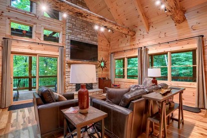 Hocking Hills Park Getaway for Family Adventures in Logan, Ohio - Logan, Ohio - glamping.directory