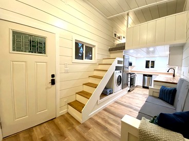 Charming Tiny Home with Scenic Views near River Activities in Tetonia, Idaho - Tetonia, Idaho - glamping.directory