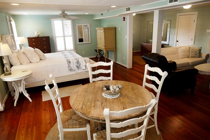 Beautiful Vacation Accommodation for an Island Getaway in Chatham County, Georgia - Tybee Island, Georgia - glamping.directory