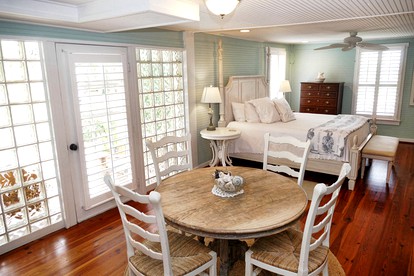 Beautiful Vacation Accommodation for an Island Getaway in Chatham County, Georgia - Tybee Island, Georgia - glamping.directory