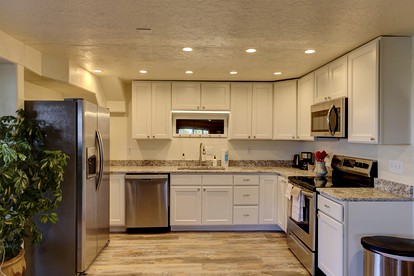 Spectacular Cabin with Incredible Panoramic Views in Sheridan, Wyoming - Sheridan, Wyoming - glamping.directory