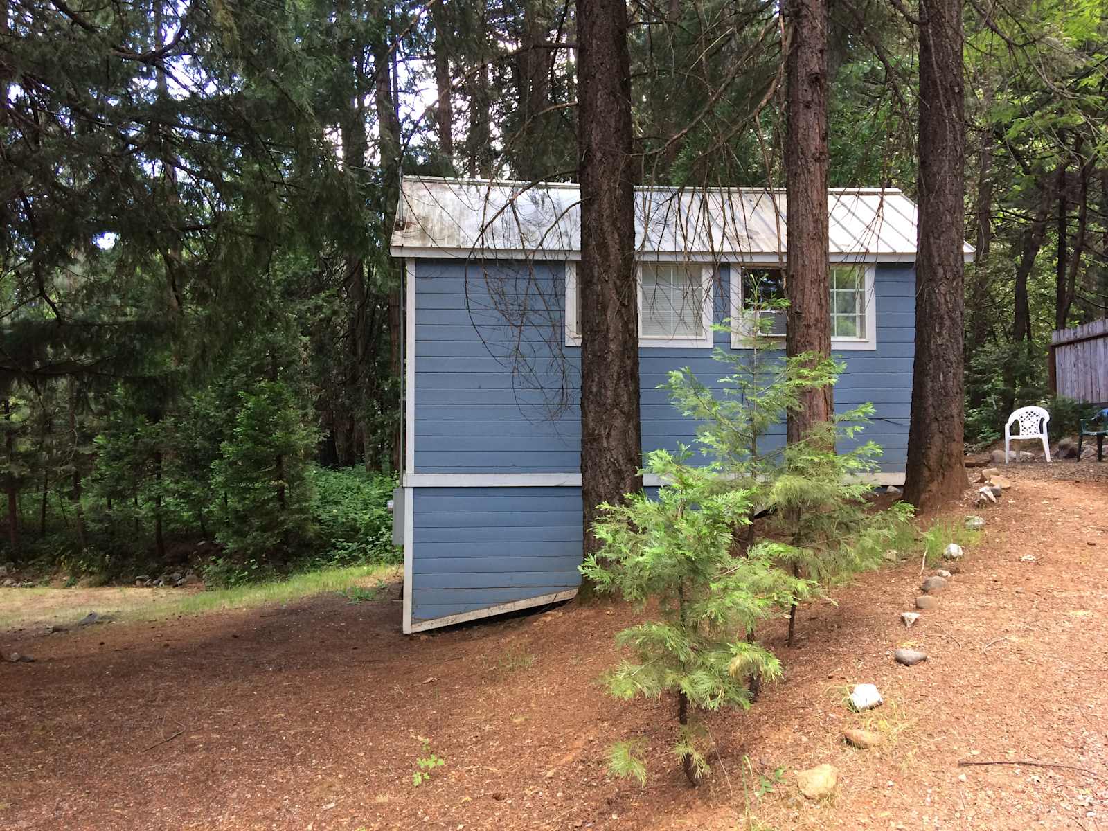 Cabin Hideaway - glamping.directory