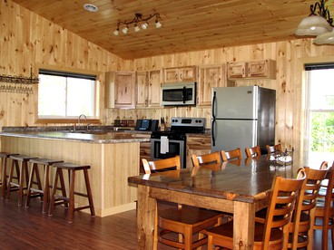 Splendid Accommodation Rental Perfect for a Family Getaway in Cape Vincent, New York - Cape Vincent, New York - glamping.directory