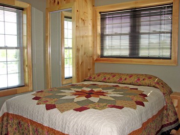 Splendid Accommodation Rental Perfect for a Family Getaway in Cape Vincent, New York - Cape Vincent, New York - glamping.directory