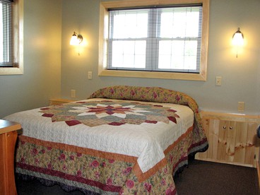 Splendid Accommodation Rental Perfect for a Family Getaway in Cape Vincent, New York - Cape Vincent, New York - glamping.directory