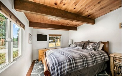 Enchanting Mountain Cabin Retreat near Big Bear Lake & Meadow Park, California - Big Bear, California - glamping.directory