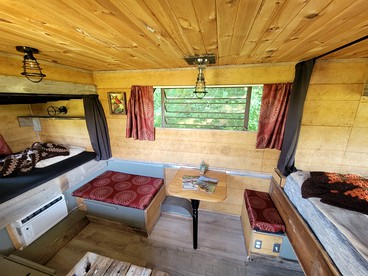 Cozy Tiny House on Working Farm, for Fun Glamping Trips in Kentucky - Owenton, Kentucky - glamping.directory