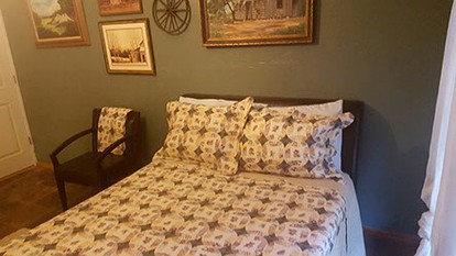 Charming Vacation Rental at Eclectic Property near Lake Palestine in Canton, Texas - Canton, Texas - glamping.directory