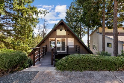 Charming A-Frame with Stunning Views in Kelseyville, California - glamping.directory