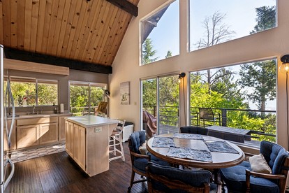 Charming A-Frame with Stunning Views in Kelseyville, California - Kelseyville, California - glamping.directory