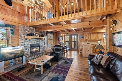 Rustic Elegance Meets Luxury in this Glamping Rental in Sevierville, Tennessee - Sevierville, Tennessee - glamping.directory